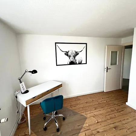 Wd Living Wooden Black And White Inkl Parkplatz