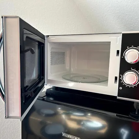 Apartment Wd Living Wooden Black And White Inkl Parkplatz Burgdorf (Hannover)