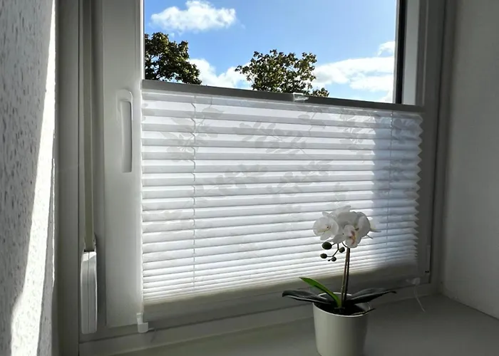 Wd Living Wooden Black And White Inkl Parkplatz * 布格多夫