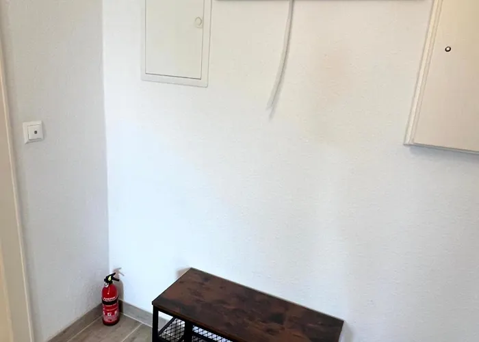 Wd Living Wooden Black And White Inkl Parkplatz *